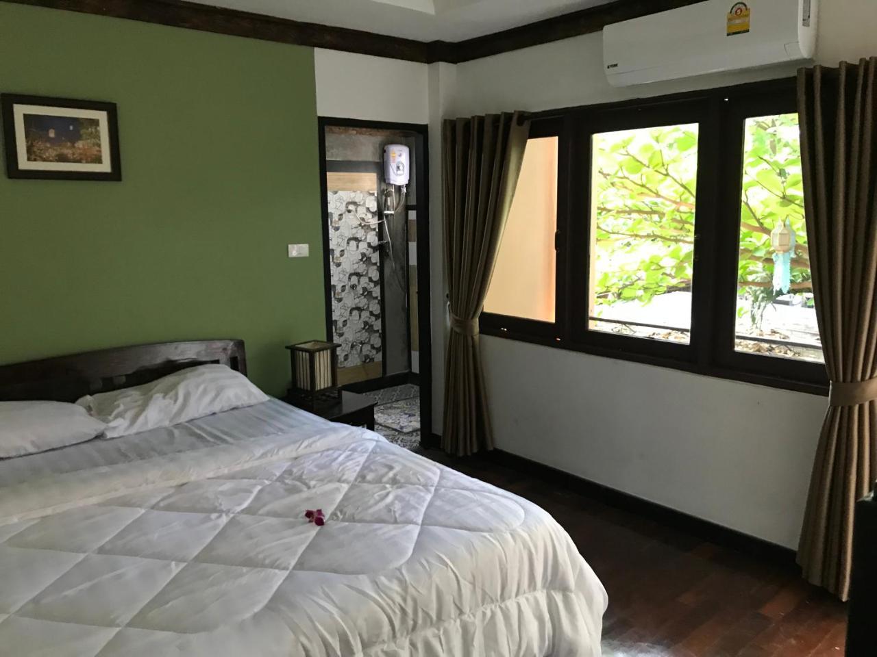 Boutique Hotel & Restaurant, Jaidee Bamboo Huts Chiang Mai Dış mekan fotoğraf
