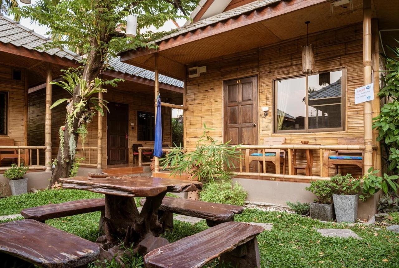 Boutique Hotel & Restaurant, Jaidee Bamboo Huts Chiang Mai Dış mekan fotoğraf